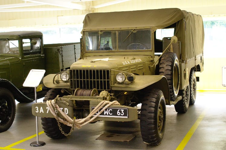 Dodge WC-63 1943 року Тривісний кабріолет