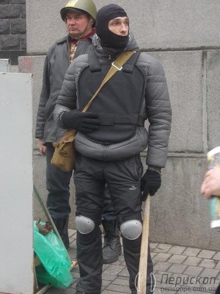 Боєць самооборони Євромайдану.