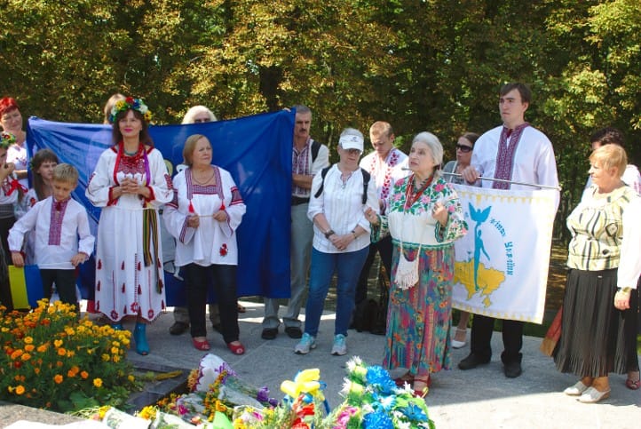 Вірші на могилі Тараса Шевченка