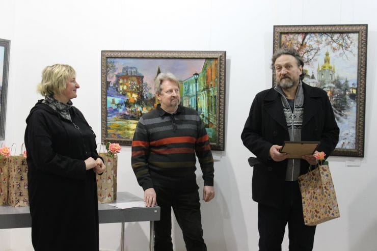 Лариса Пиша та Р.Кутняк представляють Устима Федька