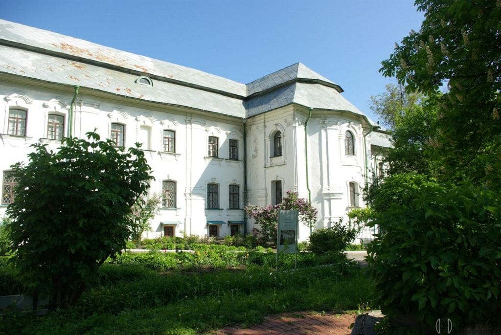 Софійська духовна семінарія чи бурса, а студентів називали бурсаками