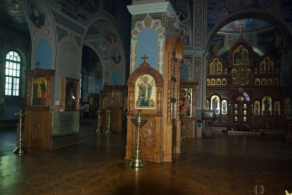 Свято-Троїцький Іонінський монастир.