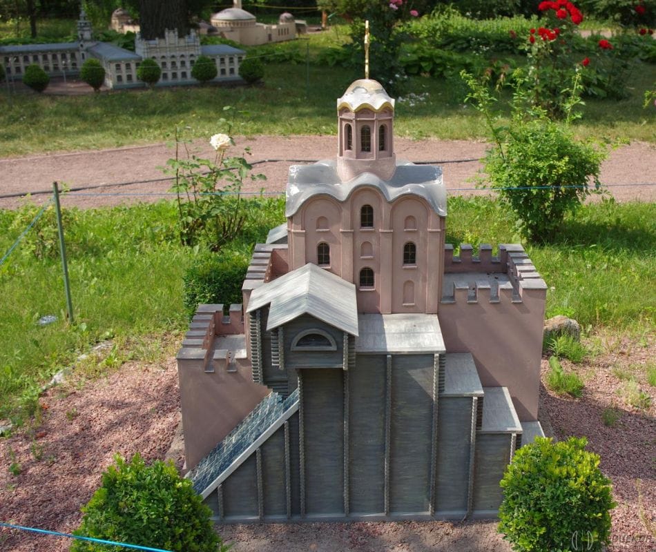 Мініатюра Золоті ворота.