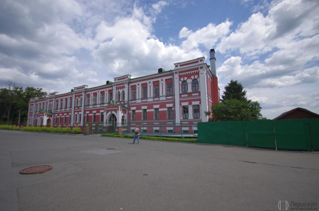 Адміністративний будинок монастиря.