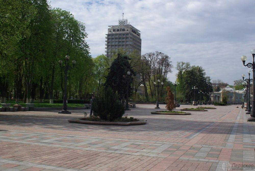 Подорож Києвом. Хрещатий та Маріїнський парк