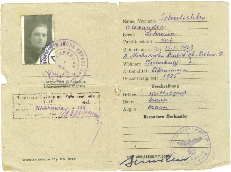 Посвідчення (Ausweis) Олександри Шулежко. 1943