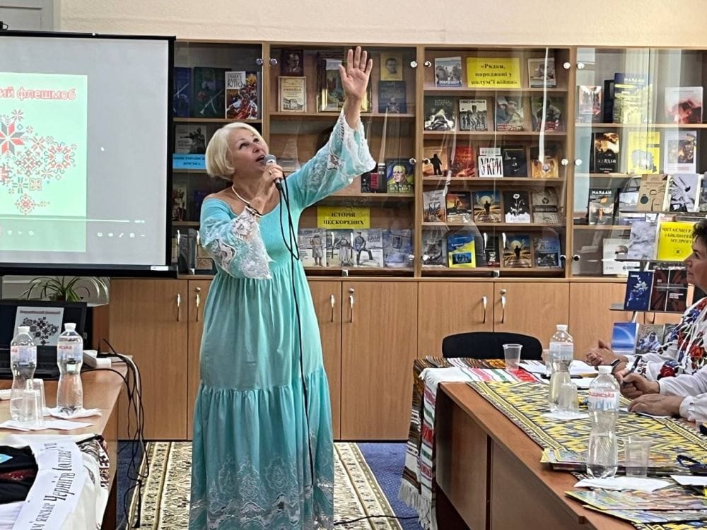 Одягни камуфляж-вишиванку – хай захищена буде душа…Світлана Кас'яненко