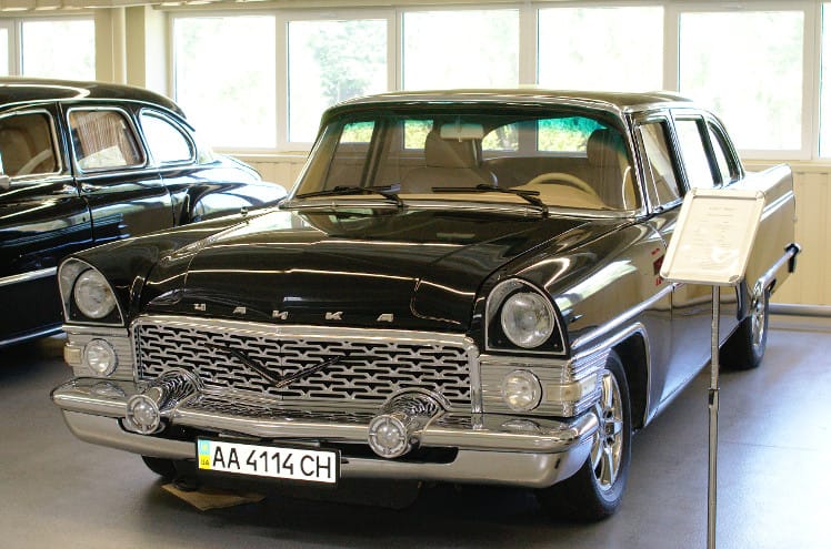 ГАЗ-13 «Чайка» 1964 року Лімузин легковий