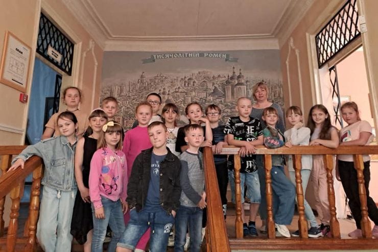 на сходах