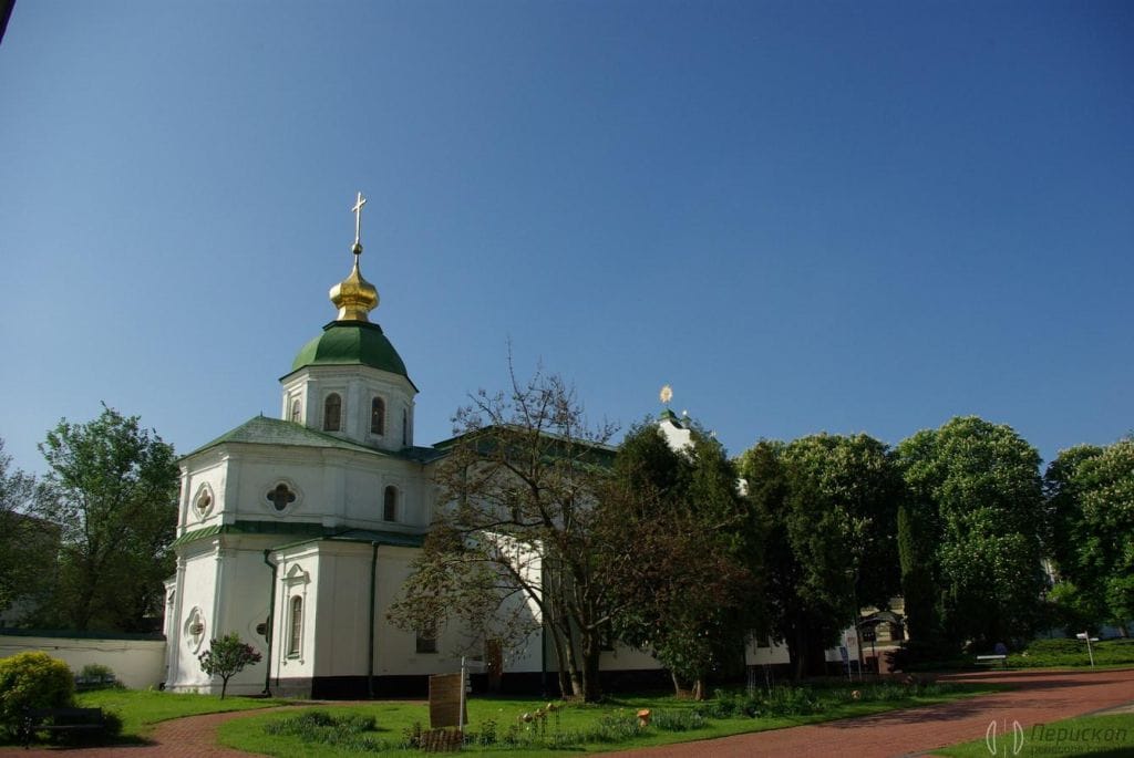 Трапезна собору (1722-1730).