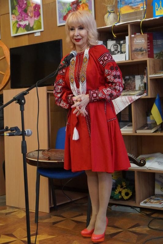 Літературно-музичний перформанс «Україна – назавжди!»