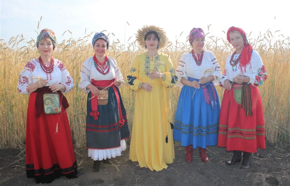 Велика кінопрем’єра від Юлії Сак