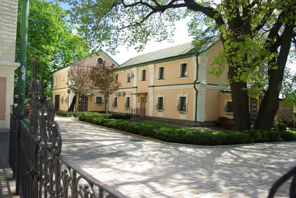 Місця для проживання ченців.