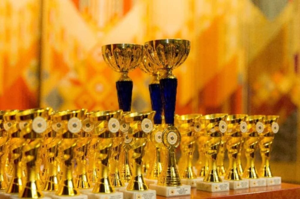 У Карпатах ходить осінь…
