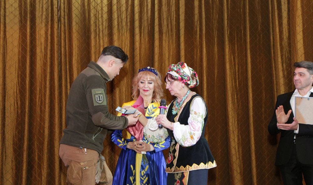 «Я дякую долі»: сольний концерт народної артистки України Світлани Мирводи. Вручення медалі «За відданість і любов до України» Дмитру Лінартовичу