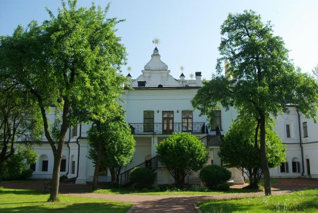 Це будинок митрополита (1722–1730 роки).