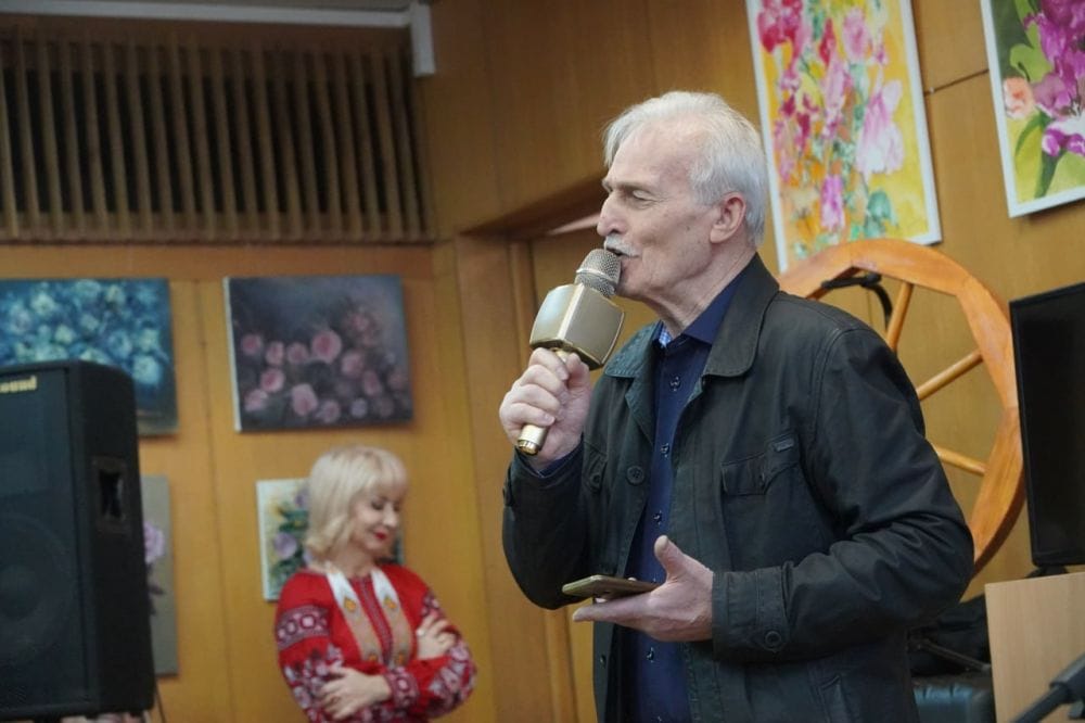Літературно-музичний перформанс «Україна – назавжди!»