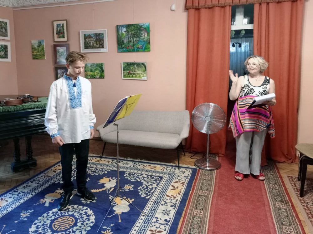 Музичний букет в саду «троянд і винограду»