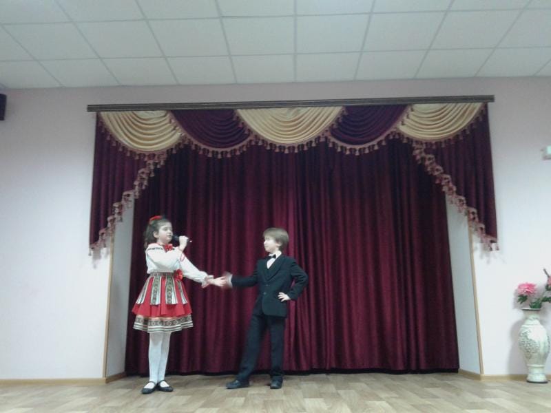 співи та танці