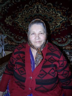 Майстриня вишивки  Віра Григорівна