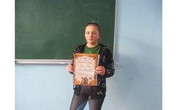 Юна харків’янка Еліана Дробко попереджає про новий вид шахрайства