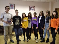 Оболонь у дзеркалі  літератури і преси