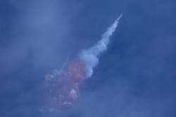 Ілон маск готується відправити перших туристів в космос: коли це відбудеться