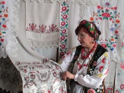 Вернісаж «Душа народу — українська хустка і вишитий рушник»