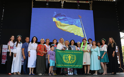 Фестиваль єднає миротворців