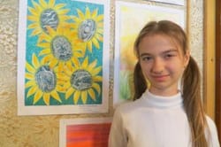У Національному музеї літератури України відкрилася виставка юної художниці з Маріуполя Ганни Полякової
