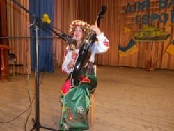 Святковий концерт з думками про мир і життя для військовослужбовців на Чернігівщині