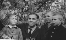 Природа в педагогічній спадщині В. О. Сухомлинського