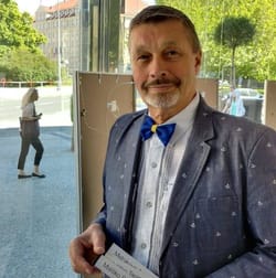 Петро Нестеренко