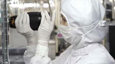 Як створюють фототехніку у компанії Fujifilm