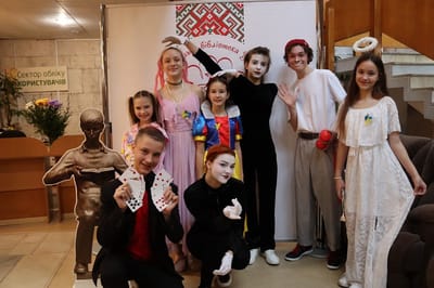 Казкова переберія у Національній бібліотеці України для дітей: свято світла, добра й дитячих мрій