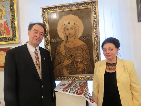 У світі унікальних дереворитів