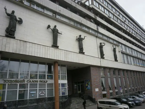 Пам’ятаємо з вдячністю… скульптор Швецов Валерій Валентинович