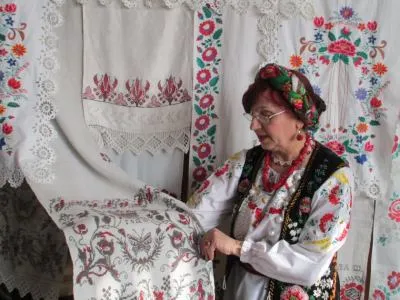 Вернісаж «Душа народу — українська хустка і вишитий рушник»