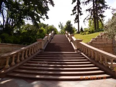 Подорож до Межигір'я
