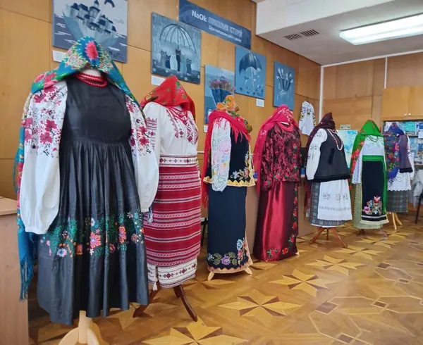Вічна краса українського строю – жива нитка пам’яті поколінь