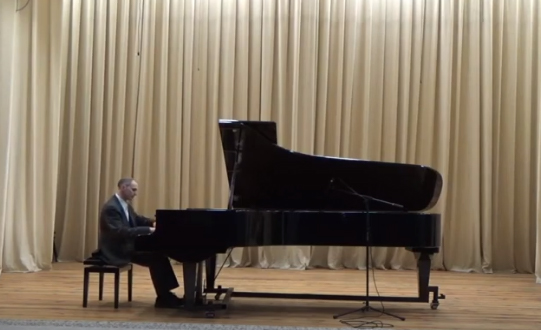 Концерт Юрія Попова —  початок естафети миру